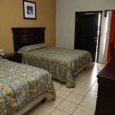 Apart Hotel Pico Bonito La Ceiba Pokoj fotografie
