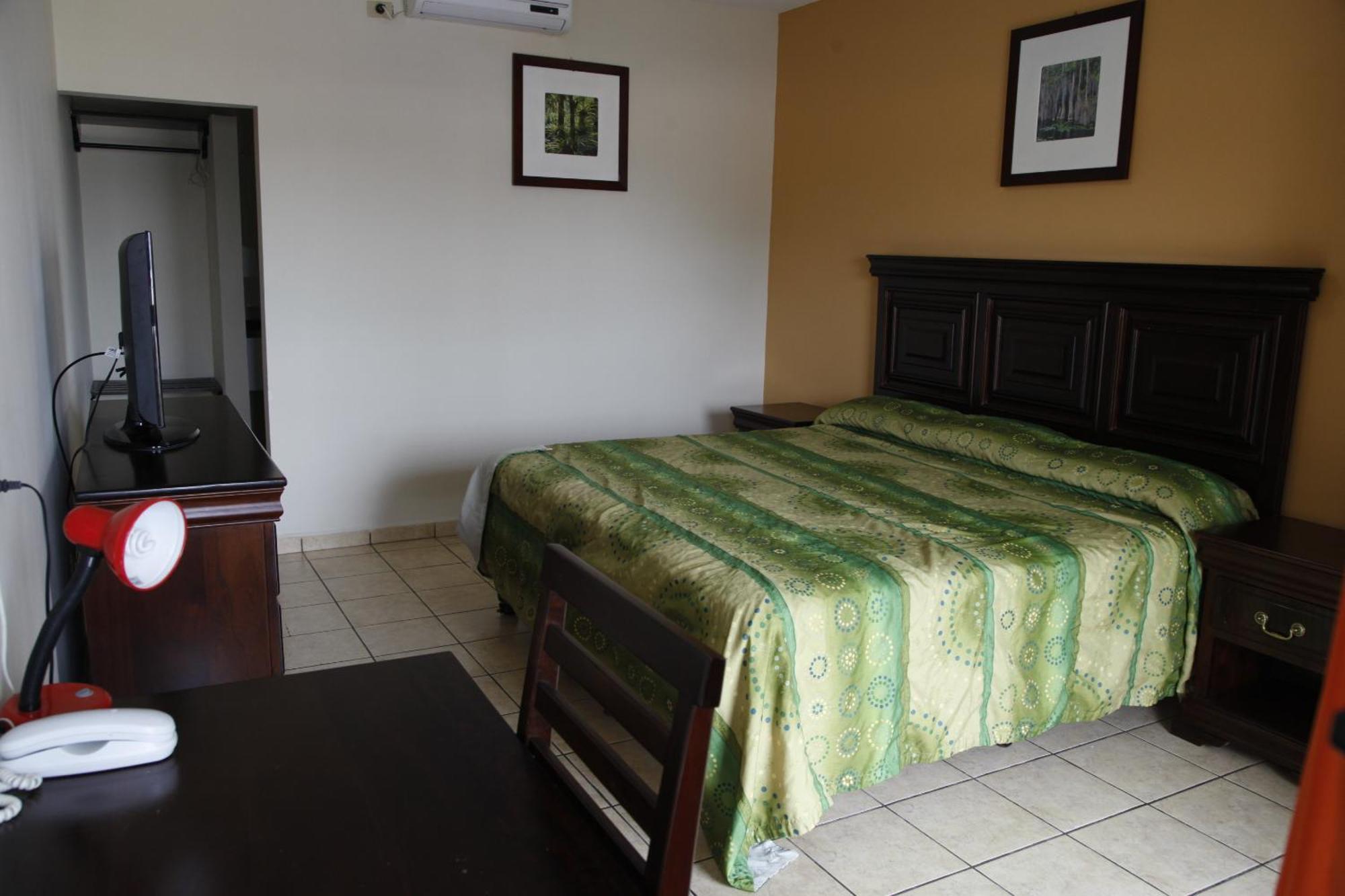 Apart Hotel Pico Bonito La Ceiba Pokoj fotografie