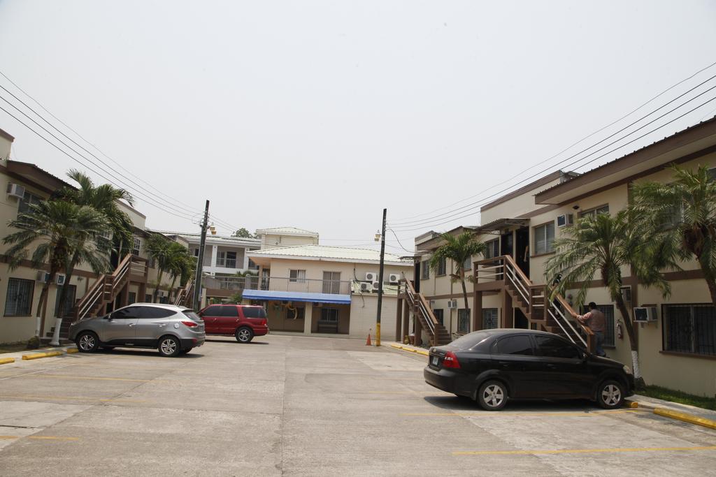 Apart Hotel Pico Bonito La Ceiba Pokoj fotografie