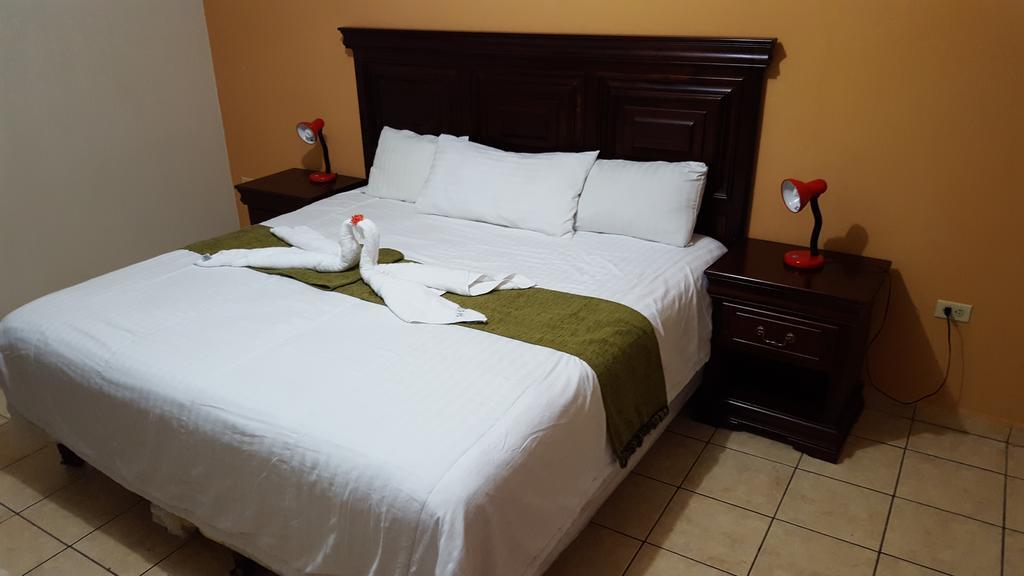 Apart Hotel Pico Bonito La Ceiba Exteriér fotografie